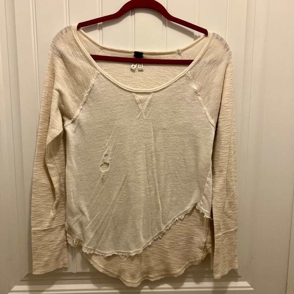 We the Free | Free People | Beige layered Friday Feelin Tee M